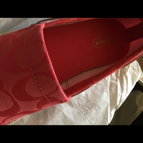 COACH CANVAS AND LEATHER MELON ESPADRILLES - Picture 4 of 7